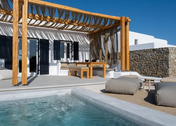 Willa Saint L Heated Pool Sunset Villa- Three Bedrooms