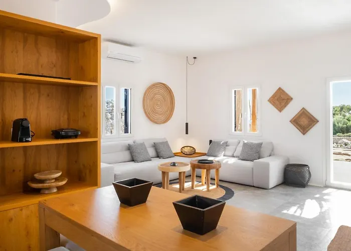 Willa Saint L Heated Pool Sunset Villa- Three Bedrooms *